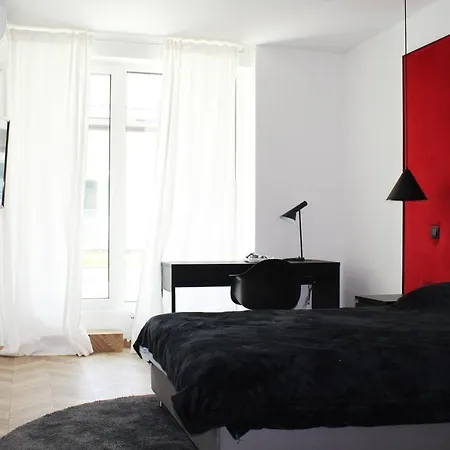 Apartament Preslav - Luxury Near A Metro Station Sofia
